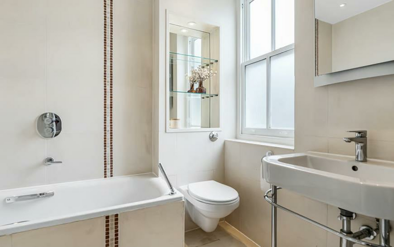 House to rent in North End Way, Hampstead