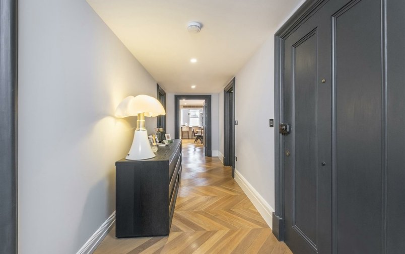 Flat to rent in Nutley Terrace, Hampstead