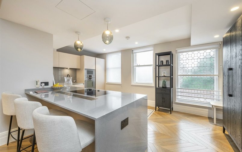 Flat to rent in Nutley Terrace, Hampstead