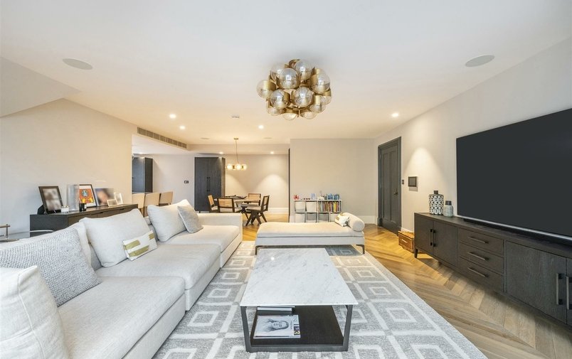 Flat to rent in Nutley Terrace, Hampstead