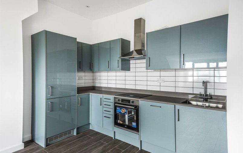 Flat to rent in Prince Arthur Road, Hampstead