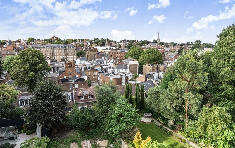 Flat to rent in Prince Arthur Road, Hampstead