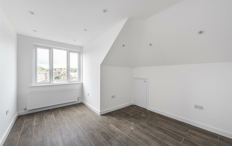 Flat to rent in Prince Arthur Road, Hampstead
