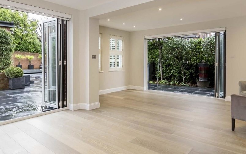 House to rent in Redington Gardens, Hampstead