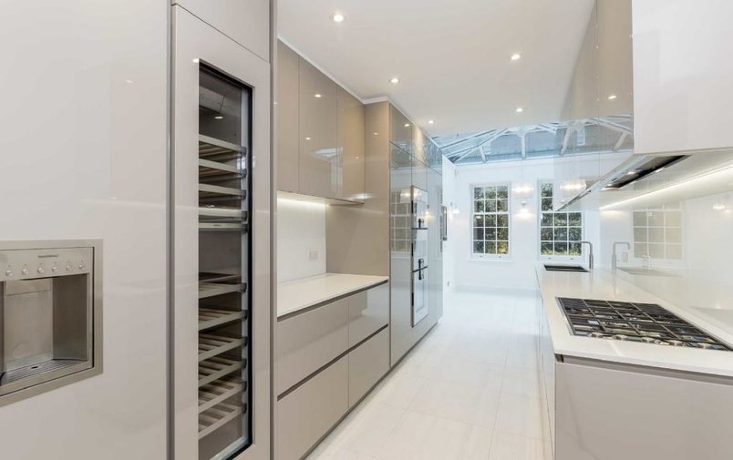 House to rent in Redington Gardens, Hampstead