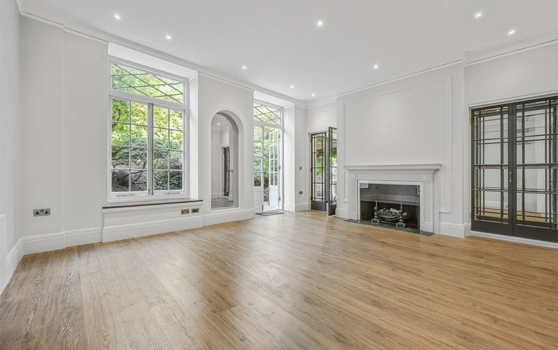 House to rent in Redington Road, London