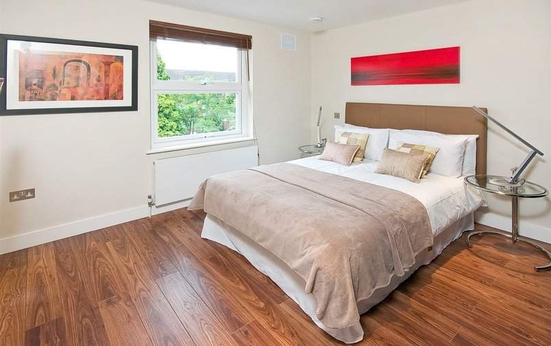 House to rent in St Johns Wood Park, St Johns Wood