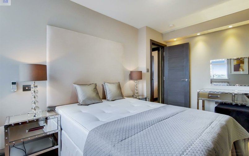 Flat to rent in St Johns Wood Park, St Johns Wood