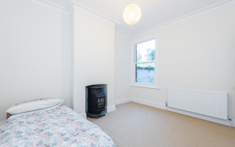 Property to rent in Vale Of Health, London