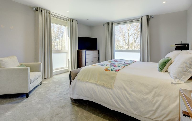 Flat to rent in West Heath Road, Hampstead
