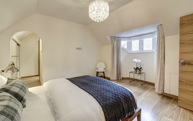 House to rent in Westover Hill, Hampstead