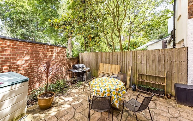 Property to rent in Willoughby Road, Hampstead Village